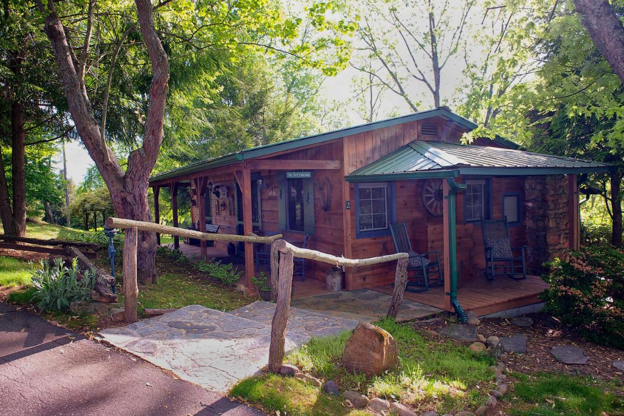 Hotel Mountain Springs Cabins Candler Exterior foto